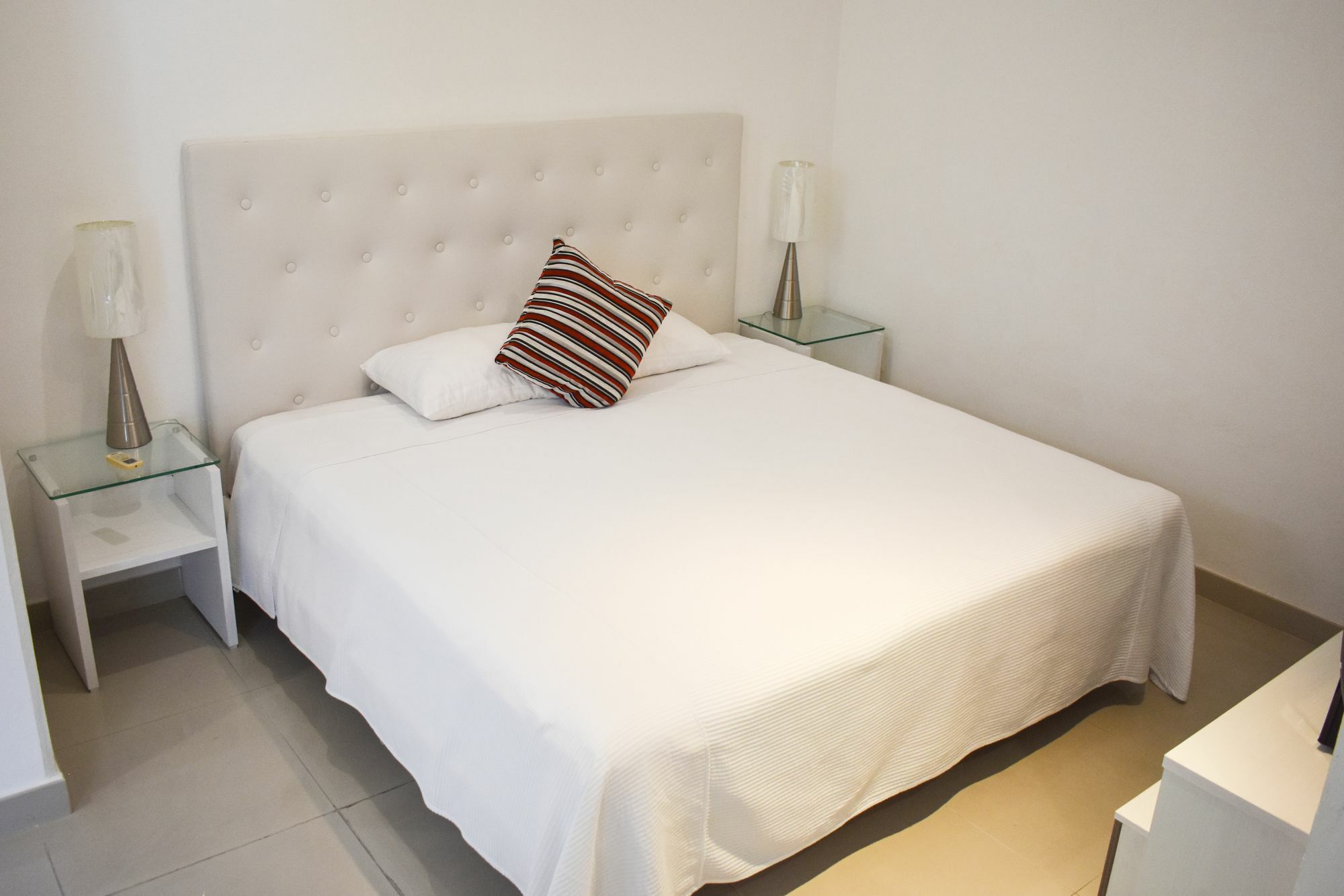 Barcelona Tower By Koox Luxury Collection Aparthotel Cancun Ngoại thất bức ảnh